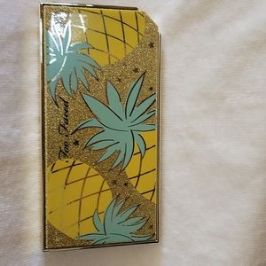 Too Faced pineapple 🍍 palette